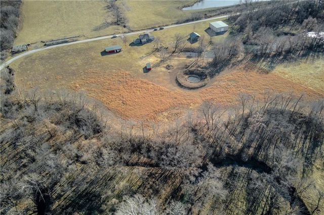 10336 Shach Creek Road, Excelsior Springs, MO 64024