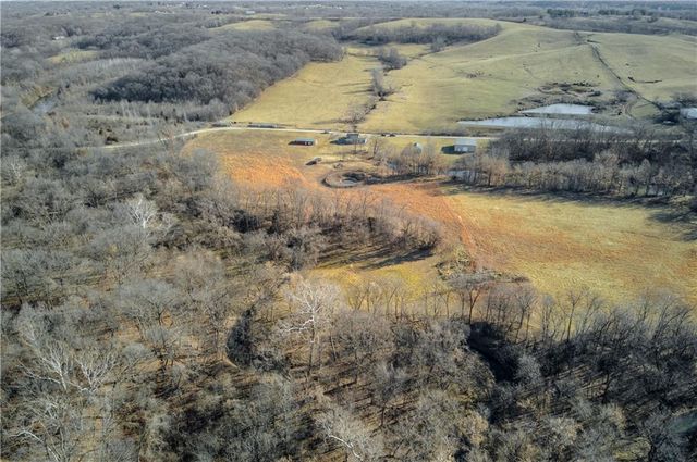 10336 Shach Creek Road, Excelsior Springs, MO 64024