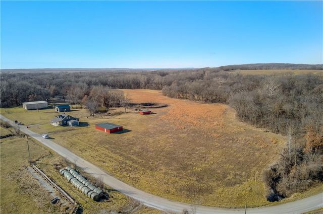 10336 Shach Creek Road, Excelsior Springs, MO 64024