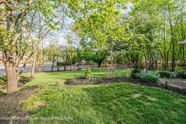 2 Agress Road, Millstone, NJ 08535
