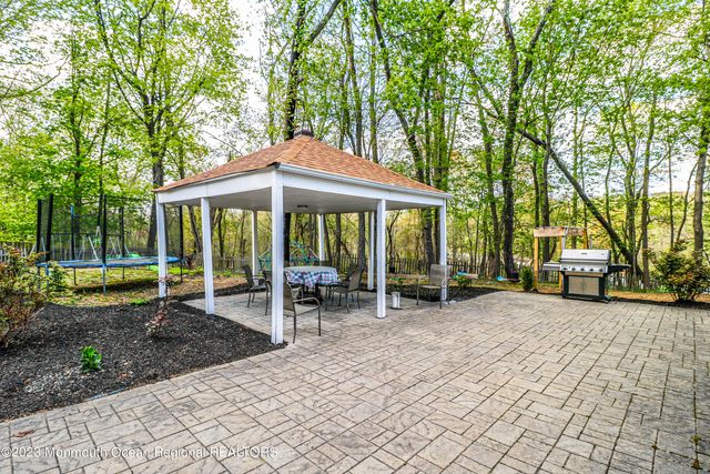 2 Agress Road, Millstone, NJ 08535