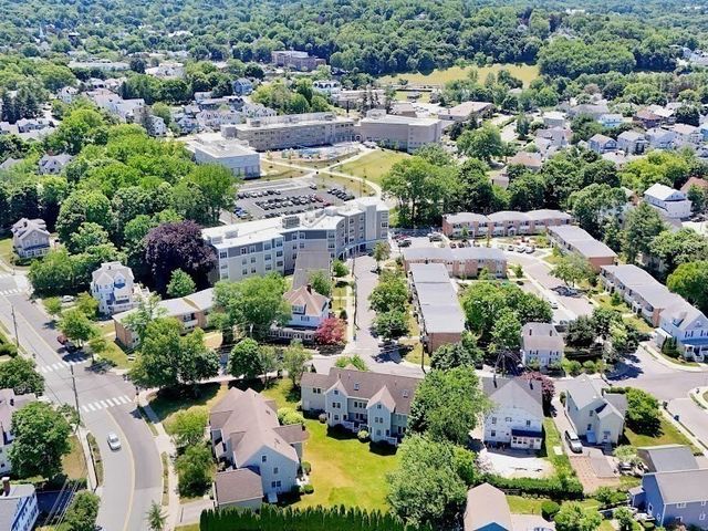 13 Green St _, Newton, MA 02458