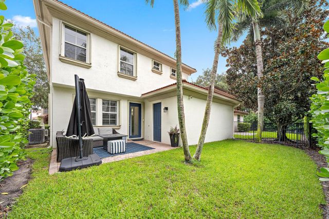 331 October Street, Palm Beach Gardens, FL 33410