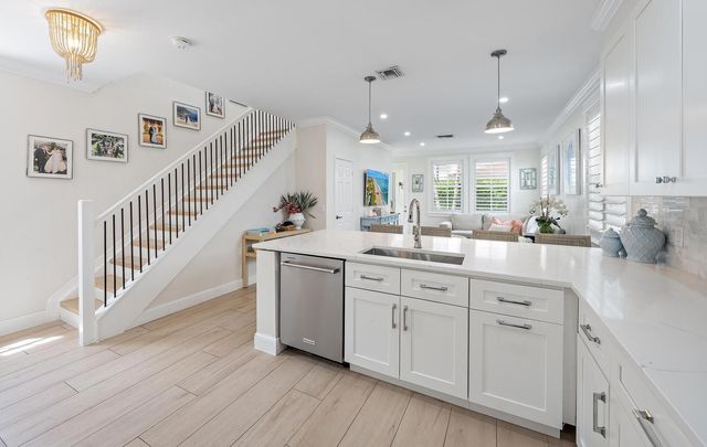 331 October Street, Palm Beach Gardens, FL 33410