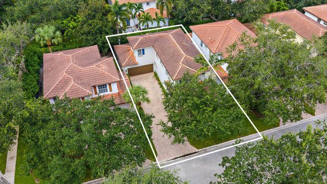 331 October Street, Palm Beach Gardens, FL 33410