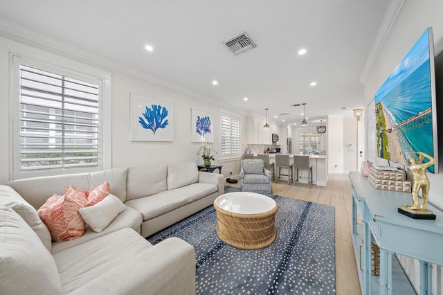 331 October Street, Palm Beach Gardens, FL 33410