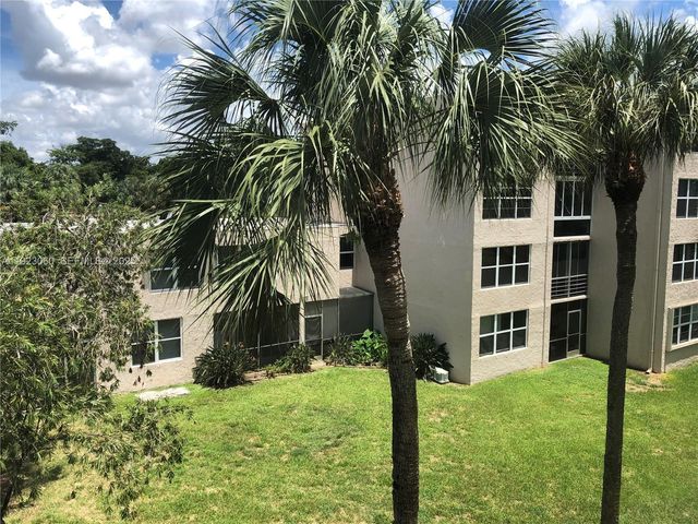 9441 Evergreen Pl 301, Davie, FL 33324