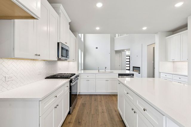 4146 Beale Street, Heartland, TX 75114