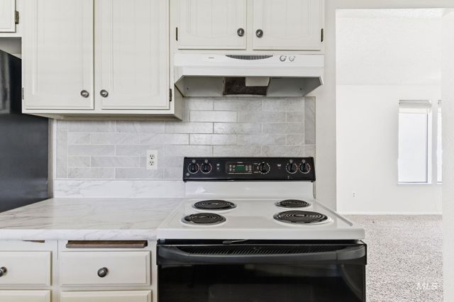 3911 S Constitution Way, Boise, ID 83706