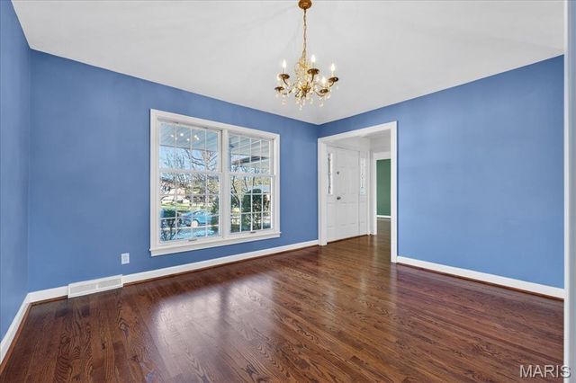 562 Gederson Lane, St Louis, MO 63122