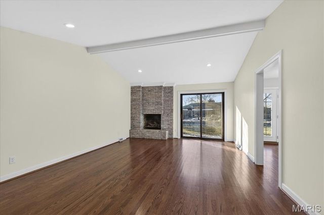 562 Gederson Lane, St Louis, MO 63122