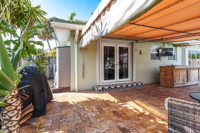 101 SE 14th Street, Pompano Beach, FL 33060