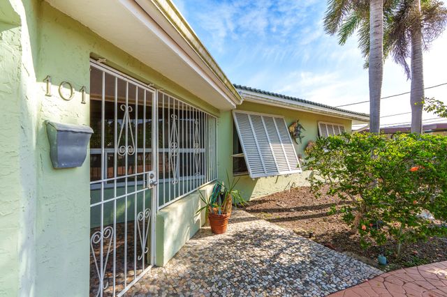 101 SE 14th Street, Pompano Beach, FL 33060