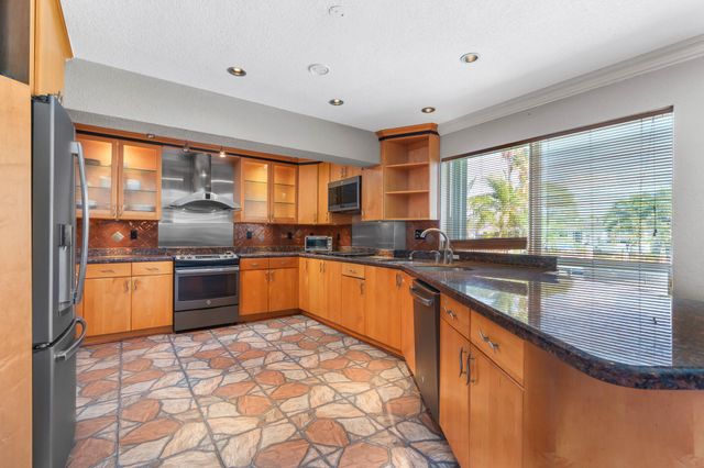 101 SE 14th Street, Pompano Beach, FL 33060