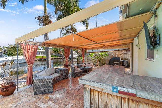 101 SE 14th Street, Pompano Beach, FL 33060