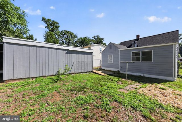 1911 ARCADIA AVE, Capitol Heights, MD 20743