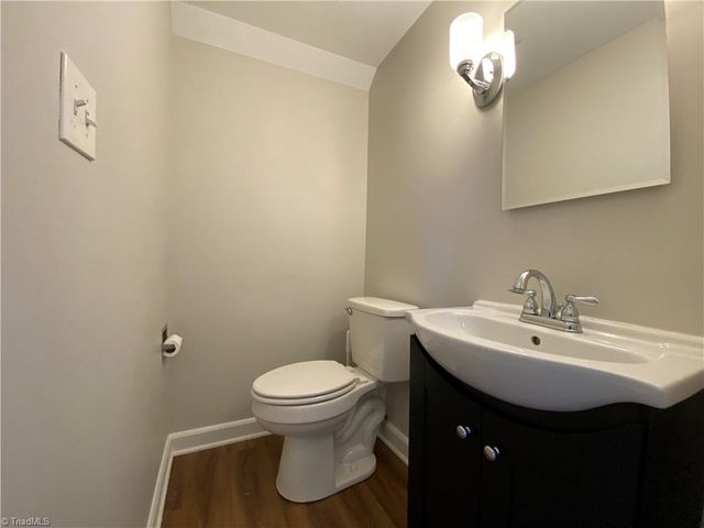 355 Hanover Arms Court, Winston-salem, NC 27104