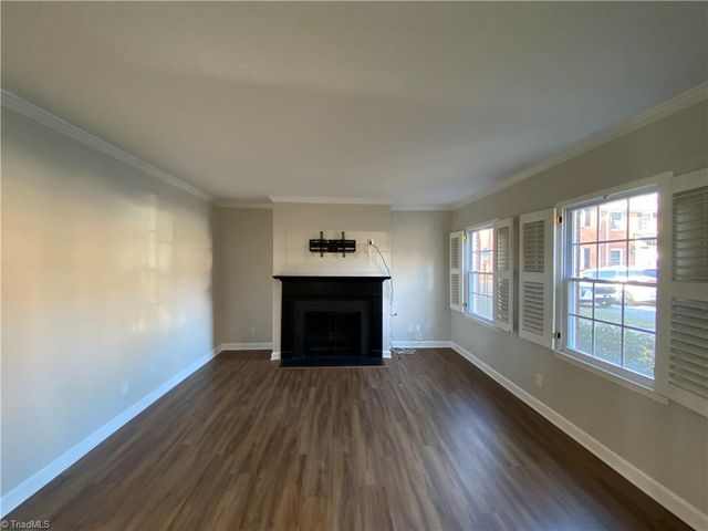 355 Hanover Arms Court, Winston-salem, NC 27104