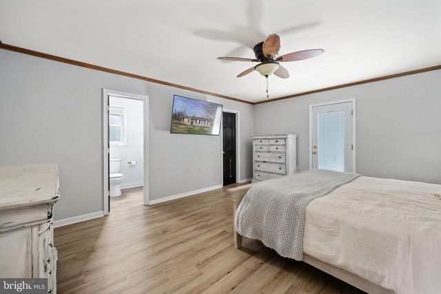 371 GREENBANK RD, Fredericksburg, VA 22406