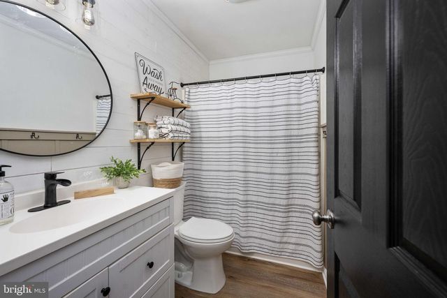 371 GREENBANK RD, Fredericksburg, VA 22406