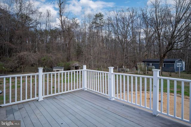 371 GREENBANK RD, Fredericksburg, VA 22406