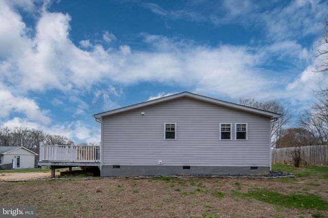 371 GREENBANK RD, Fredericksburg, VA 22406