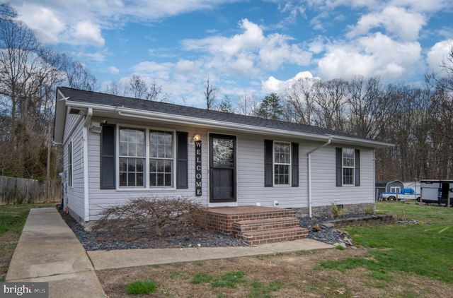 371 GREENBANK RD, Fredericksburg, VA 22406