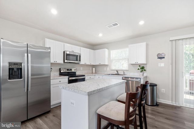 7195 POTOMAC TER, Ruther Glen, VA 22546