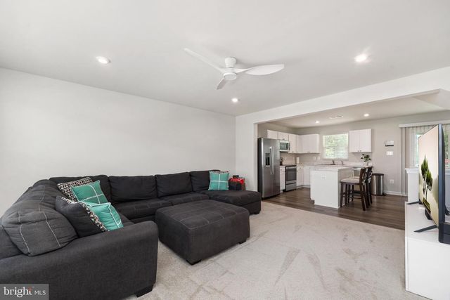 7195 POTOMAC TER, Ruther Glen, VA 22546