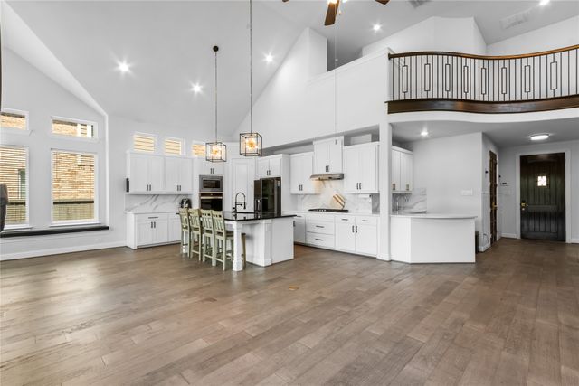 3909 Switchgrass Grove, Venus, TX 76084