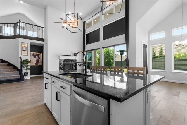 3909 Switchgrass Grove, Venus, TX 76084