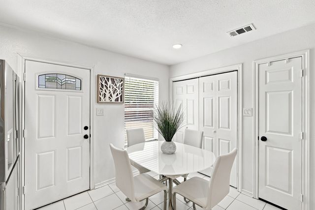 1910 Mcbroom Street, Dallas, TX 75212