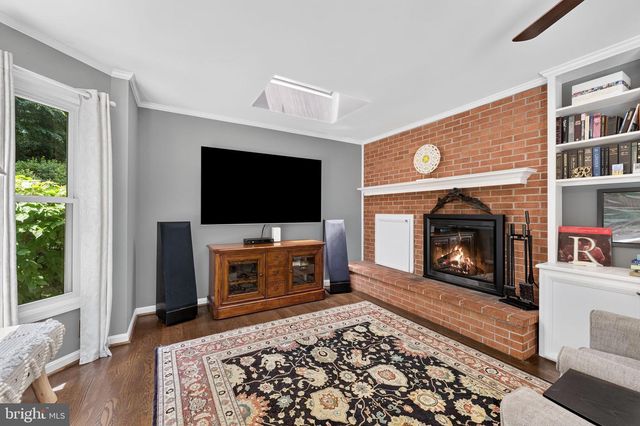 7398 TERRANOVA DR, Warrenton, VA 20187