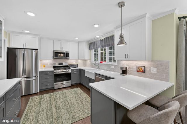 7398 TERRANOVA DR, Warrenton, VA 20187