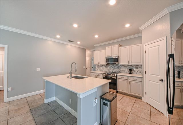 4424 ETERNAL PRINCE DRIVE, Ruskin, FL 33573