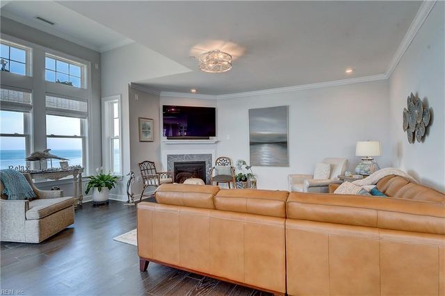 2309 Point Chesapeake Quay Unit 5021, Virginia Beach, VA 23451