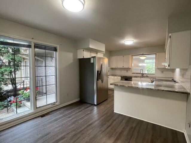 2702 Maitland Drive, Ann Arbor, MI 48105