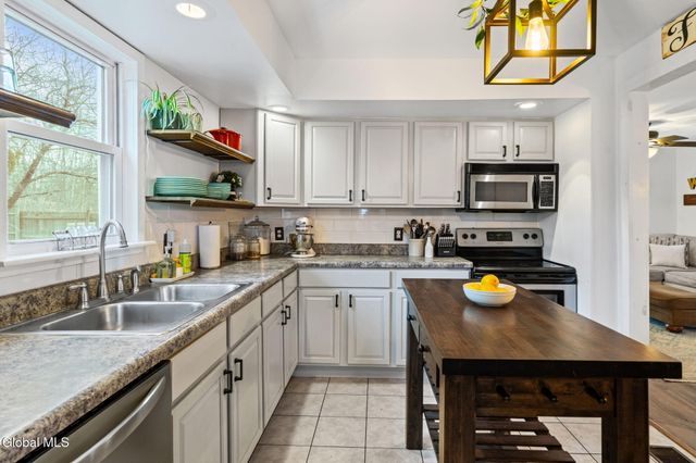 15 Terrace Drive, Sand Lake, NY 12018