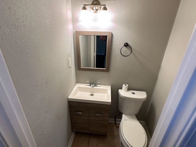 556 MELTON AVE, Memphis, TN 38109