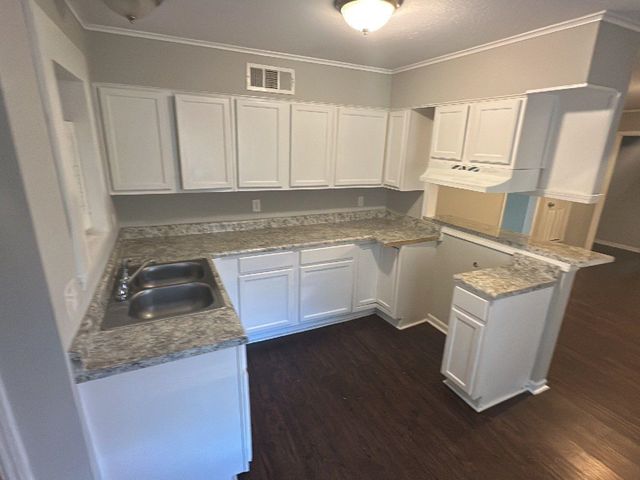 556 MELTON AVE, Memphis, TN 38109