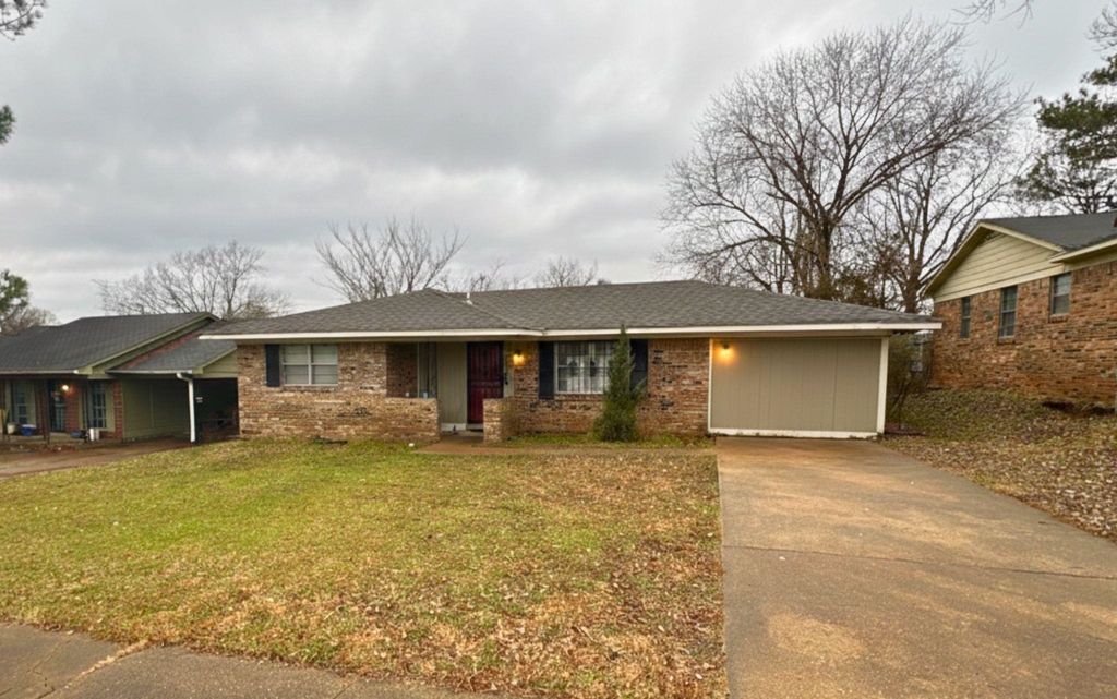 556 MELTON AVE, Memphis, TN 38109