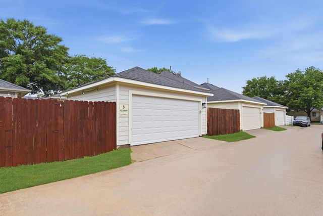 6136 Lone Prairie Way, Katy, TX 77449