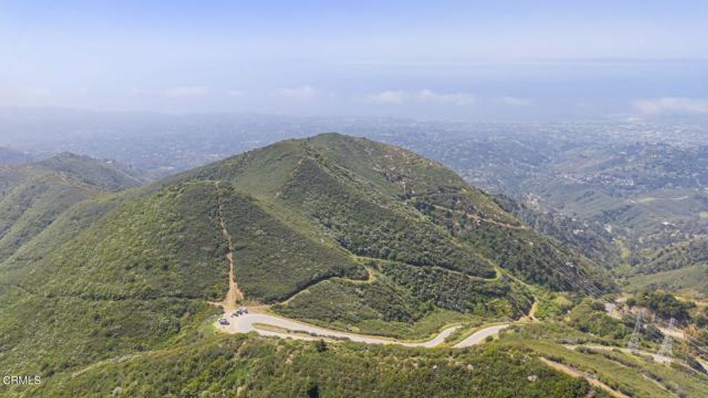 2888 Gibraltar Road, Santa Barbara, CA 93105