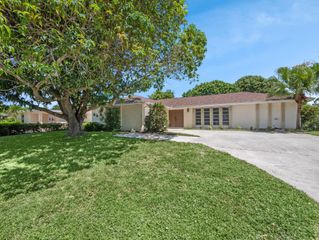 4371 Flax Court, Palm Beach Gardens, FL 33410