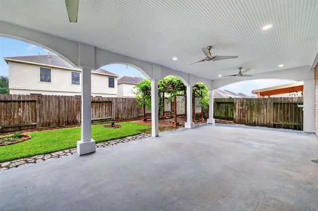 19530 Harvest Stream Way, Houston, TX 77084