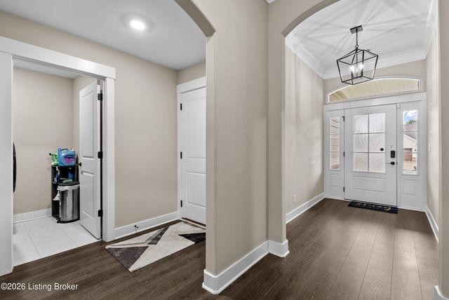 7911 Cultivator Ct, Louisville, KY 40291