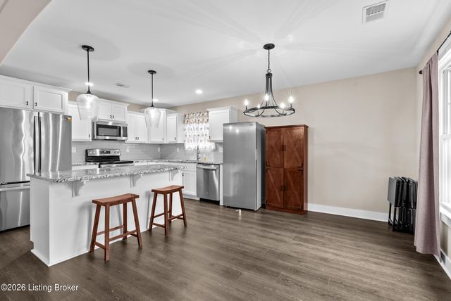 7911 Cultivator Ct, Louisville, KY 40291