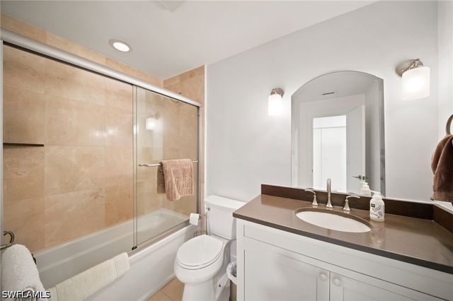 544 10th AVE S 202N, Naples, FL 34102