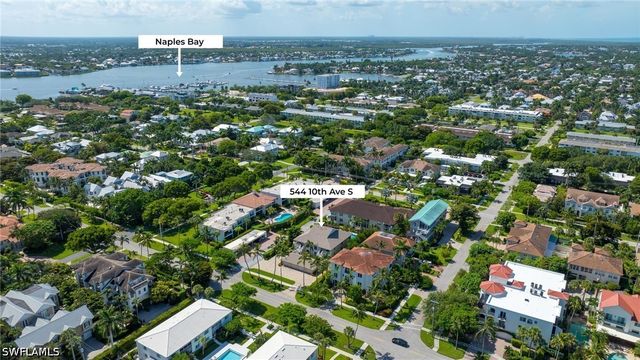 544 10th AVE S 202N, Naples, FL 34102