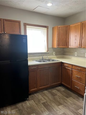 3571 W 123rd Street, Cleveland, OH 44111